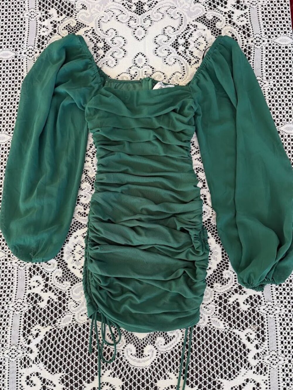 Green Long-Sleeve Bodycon Mini Dress / Princess Polly - Size XS/S